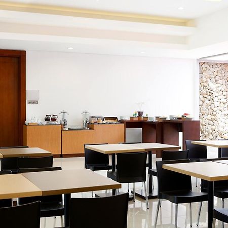 Amaris Hotel Muara Bungo - Jambi Exteriör bild