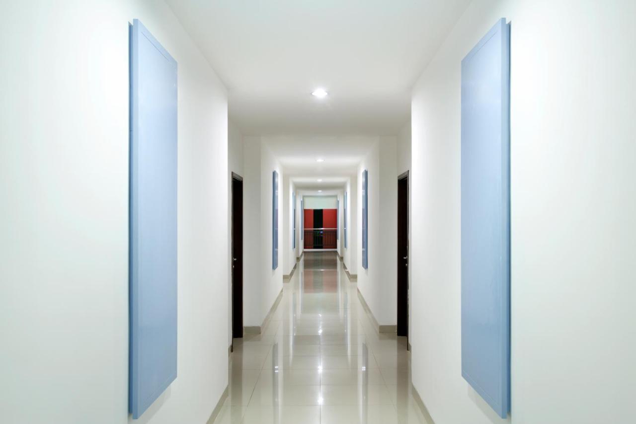 Amaris Hotel Muara Bungo - Jambi Exteriör bild
